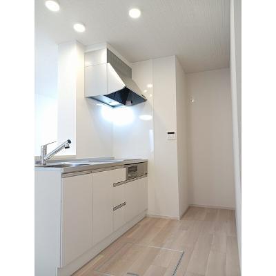 カレント綾部 105【管理NO：1-028278901-01040】の物件画像