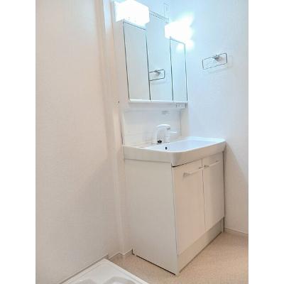 カレント綾部 103【管理NO：1-028278901-01030】 ★家具家電は申し込み後に搬入しますの物件画像