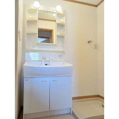 ア・ラ・モード　Ⅱ 205【管理NO：1-011773602-02040】 ★家具家電は申し込み後に搬入しますの物件画像