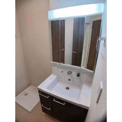 グランコート　ヌクイ 202【管理NO：1-027041801-02020】 ★家具家電は申し込み後に搬入します 2026年07月下旬入居可能の物件画像