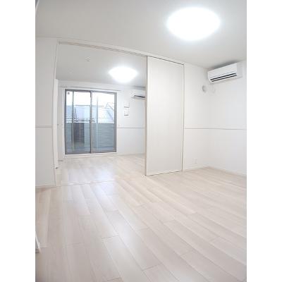 ヒカルサ京都北山栗栖Ⅰ 204【管理NO：1-028294601-02040】 ★家具家電は申し込み後に搬入します★の物件画像