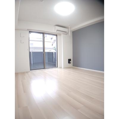 ヒカルサ京都大宮中林Ⅱ 102【管理NO：1-028262101-01020】 ★家具家電は申し込み後に搬入します★の物件画像