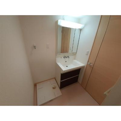 キャトル荒神 101【管理NO：1-018153501-01010】 ★家具家電は申し込み後に搬入します 2026年07月上旬入居可能の物件画像