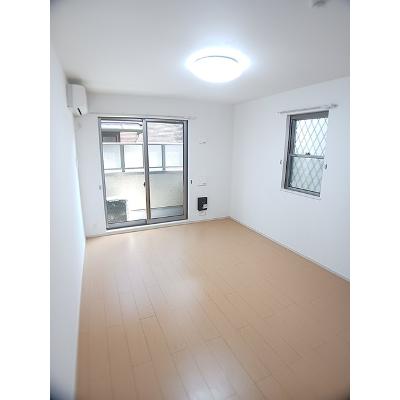 エスポワ－ル北山 107【管理NO：1-017571201-01070】 ★家具家電は申し込み後に搬入します★の物件画像