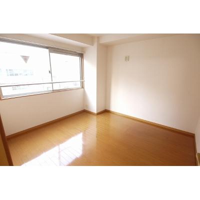 プリムローズ四条 301【管理NO：1-013892701-03010】 ★家具家電は申し込み後に搬入します★の物件画像