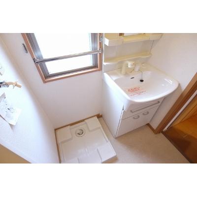 プリムローズ四条 301【管理NO：1-013892701-03010】 ★家具家電は申し込み後に搬入します★の物件画像