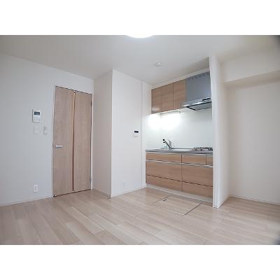 プレッソ・ロートⅢ 102【管理NO：1-025952901-01020】 ★家具家電は申し込み後に搬入しますの物件画像