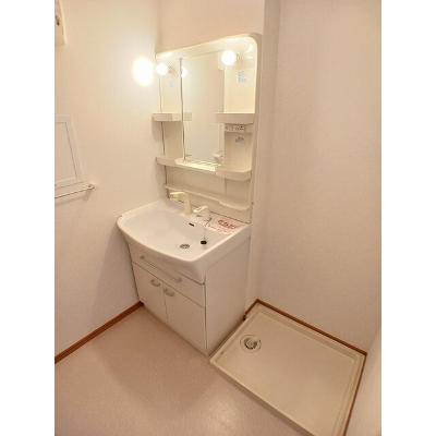 ディアコート 203【管理NO：1-013963901-02030】 ★家具家電は申し込み後に搬入します 2026年07月中旬入居可能の物件画像