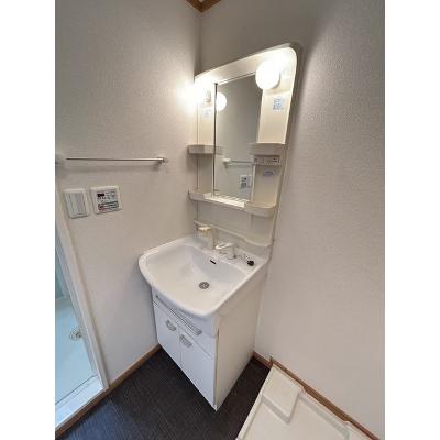 ベルブローテ 103【管理NO：1-013753901-01030】 ★家具家電は申し込み後に搬入しますの物件画像
