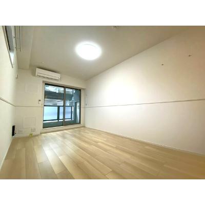 サピー日英Ⅲ 301【管理NO：1-028296101-03010】 ★家具家電は申し込み後に搬入します★の物件画像