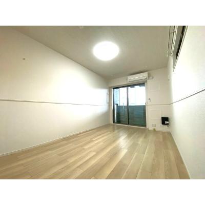 サピー日英Ⅲ 103【管理NO：1-028296101-01030】 ★家具家電は申し込み後に搬入します★の物件画像