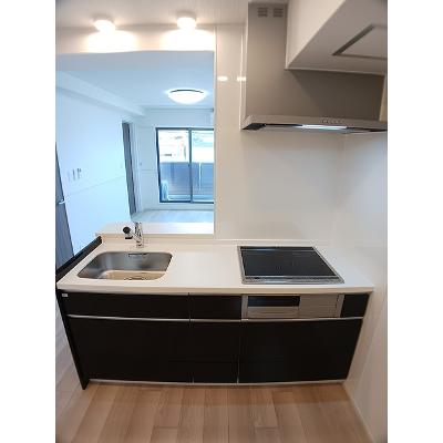 ソレイユ八条春日 203【管理NO：1-028237001-02030】 ★家具家電は申し込み後に搬入します★ ★2026年09月上旬入居可能★の物件画像