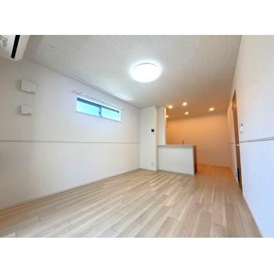 ソレイユ八条春日 103【管理NO：1-028237001-01030】 ★家具家電は申し込み後に搬入します★ ★2026年09月上旬入居可能★の物件画像