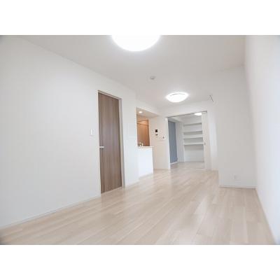 グランウエスト・Ｊ 301【管理NO：1-027881401-03010】 ★家具家電は申し込み後に搬入しますの物件画像