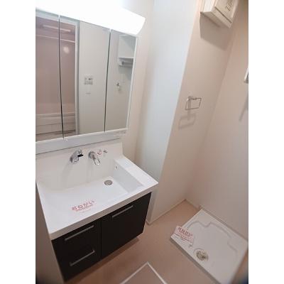 プリムローズⅡ 106【管理NO：1-022448301-01050】 ★家具家電は申し込み後に搬入します★の物件画像