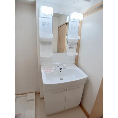 グランロリエ 201【管理NO：1-016808101-02010】 ★家具家電は申し込み後に搬入しますの物件画像