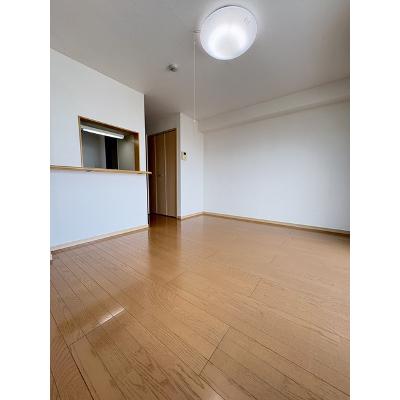 トリオンファーレ 313【管理NO：1-015879201-03120】 ★家具家電は申し込み後に搬入しますの物件画像