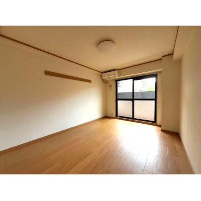 グランツェントＢ 103【管理NO：1-012404302-01030】 ★家具家電は申し込み後に搬入しますの物件画像