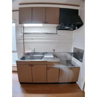 ヴィーノ・ドルチェ 202【管理NO：1-010046601-02020】 ★家具家電は申し込み後に搬入しますの物件画像