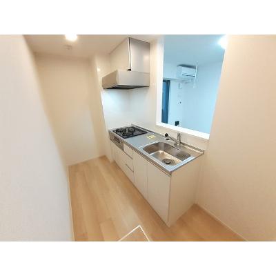 シャイン 101【管理NO：1-026891601-01010】 ★家具家電は申し込み後に搬入します★の物件画像