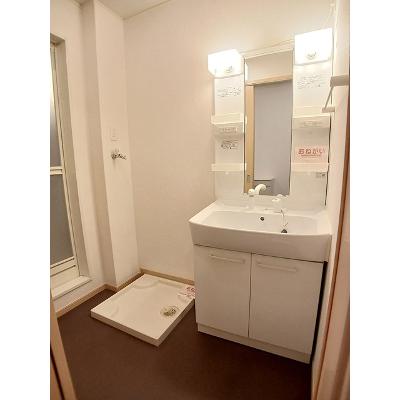 ゾーナ・オヴェスト 101【管理NO：1-016239001-01010】 ★家具家電は申し込み後に搬入しますの物件画像