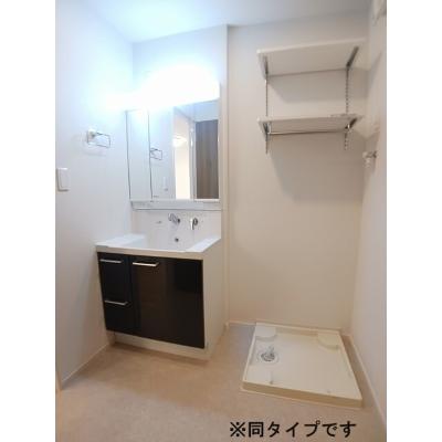 コテポルト 102【管理NO：1-028630301-01020】 ★家具家電は申し込み後に搬入します 2026年09月上旬入居可能の物件画像