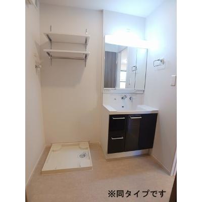 コテポルト 101【管理NO：1-028630301-01010】 ★家具家電は申し込み後に搬入します 2026年09月上旬入居可能の物件画像