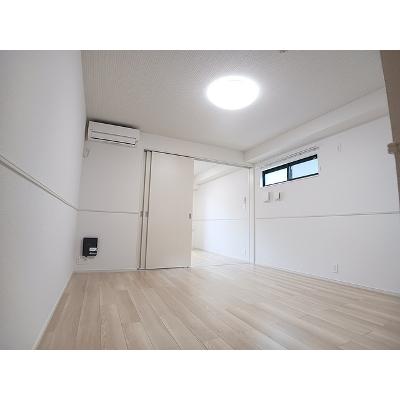 ヒカルサ尼崎栗山町 204【管理NO：1-028449201-02040】 ★家具家電は申し込み後に搬入します★の物件画像