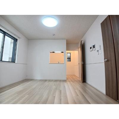 ヒカルサ尼崎栗山町 101【管理NO：1-028449201-01010】 ★家具家電は申し込み後に搬入します★の物件画像