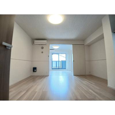 ヒカルサ尼崎神崎町 202【管理NO：1-028236601-02020】 ★家具家電は申し込み後に搬入しますの物件画像
