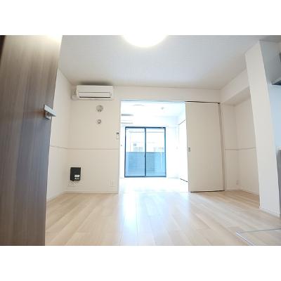 ヒカルサ尼崎神崎町 104【管理NO：1-028236601-01040】 ★家具家電は申し込み後に搬入しますの物件画像