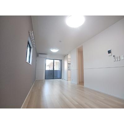 リヴァーサイド　ヴィラ 101【管理NO：1-027670301-01010】 ★家具家電は申し込み後に搬入します 2026年09月中旬入居可能の物件画像