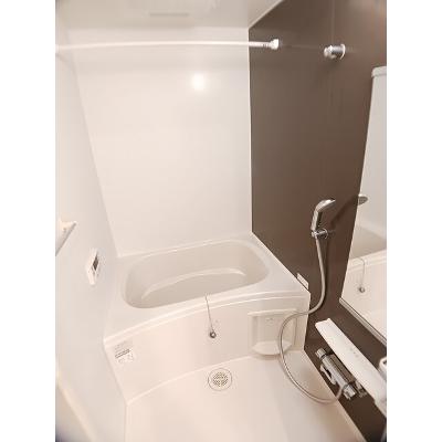 エスポワール小林 102【管理NO：1-021219901-01020】 ★家具家電は申し込み後に搬入しますの物件画像