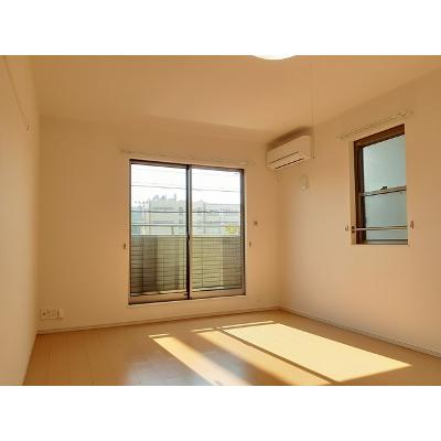 カーサ　アミーゴ 201【管理NO：1-018986301-02010】 ★家具家電は申し込み後に搬入しますの物件画像