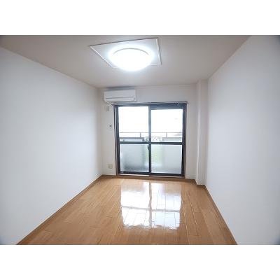 パールレジデンスⅡ 305【管理NO：1-009535801-03040】 ★家具家電は申し込み後に搬入します★の物件画像