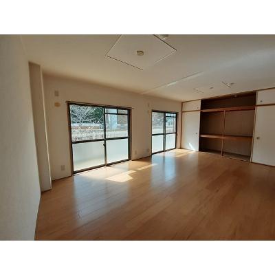 ウエストコートＴＡＮＩＧＡＭＩ 103【管理NO：1-005352701-01020】 ★家具家電は申し込み後に搬入します 2026年08月上旬入居可能の物件画像