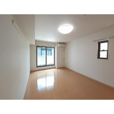 グランディオーズ　ナカマチ 203【管理NO：1-016839101-02030】 ★家具家電は申し込み後に搬入します 2026年09月中旬入居可能の物件画像