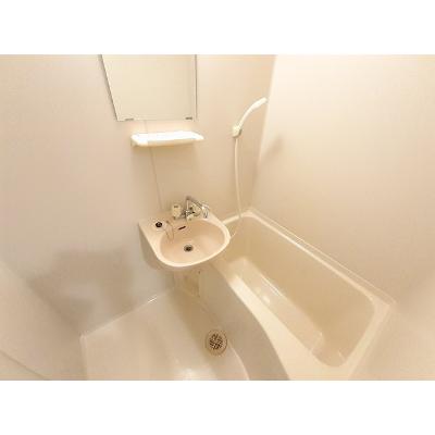 ディアコート 202【管理NO：1-007272901-02020】 ★家具家電は申し込み後に搬入します 2026年08月中旬入居可能の物件画像