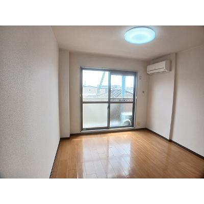 パピヨン青木 301【管理NO：1-006986201-03010】 ★家具家電は申し込み後に搬入しますの物件画像