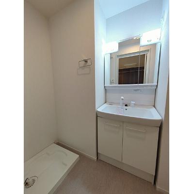 グランドールⅡ 102【管理NO：1-027703702-01020】 ★家具家電は申し込み後に搬入します 2026年07月下旬入居可能の物件画像