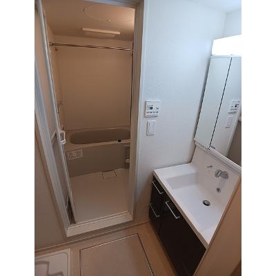 グラン・ステラータ 102【管理NO：1-028407801-01020】 ★家具家電は申し込み後に搬入します★ ★2026年09月下旬入居可能★の物件画像