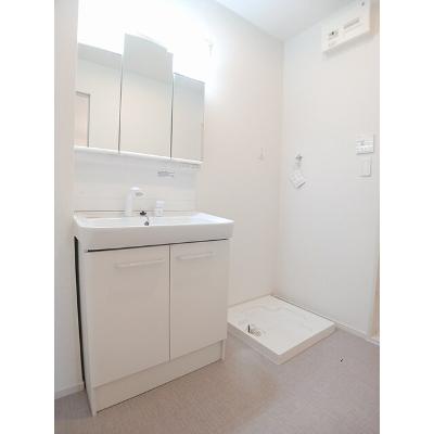 ヒカルサ明石土山 301【管理NO：1-028295701-03010】 ★家具家電は申し込み後に搬入します★の物件画像