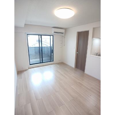ヒカルサ明石土山 203【管理NO：1-028295701-02030】 ★家具家電は申し込み後に搬入します★の物件画像