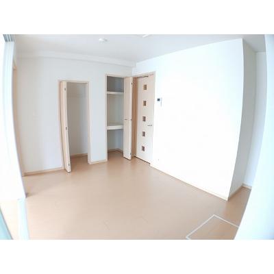 リオン 101【管理NO：1-016537501-01010】 ★家具家電は申し込み後に搬入します 2026年07月中旬入居可能の物件画像