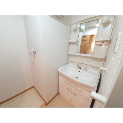 ウィル　ヴェスティージ　参番館 203【管理NO：1-014127501-02030】 ★家具家電は申し込み後に搬入しますの物件画像