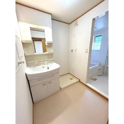 ヴェルサン・アベニュⅡ 203【管理NO：1-013233902-02030】 ★家具家電は申し込み後に搬入しますの物件画像