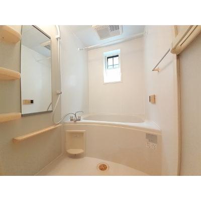 カモミールⅢ　Ａ 102【管理NO：1-012902001-01020】 ★家具家電は申し込み後に搬入しますの物件画像