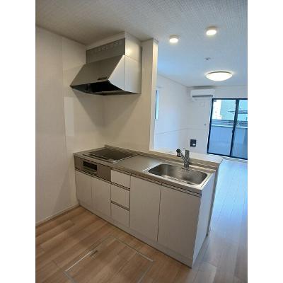 パイン　フォレスト 101【管理NO：1-028494101-01010】 ★家具家電は申し込み後に搬入しますの物件画像