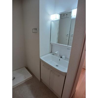 パイン　フォレスト 101【管理NO：1-028494101-01010】 ★家具家電は申し込み後に搬入しますの物件画像