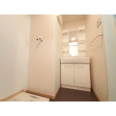 プラーチドⅡ 203【管理NO：1-015834402-02030】 ★家具家電は申し込み後に搬入します 2026年07月下旬入居可能の物件画像